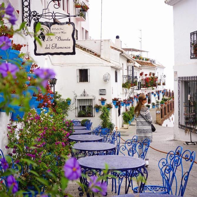 Bed&Breakfast Al Campanario Cómpeta エクステリア 写真